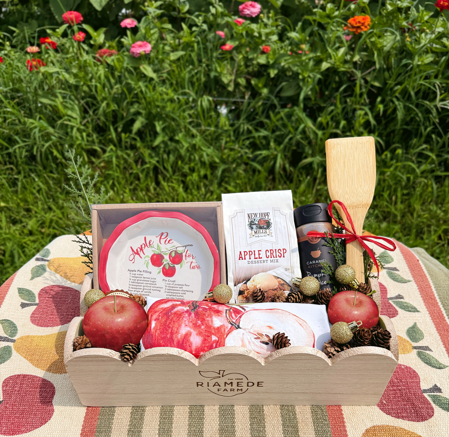 Sunday Apple Bake Gift Basket