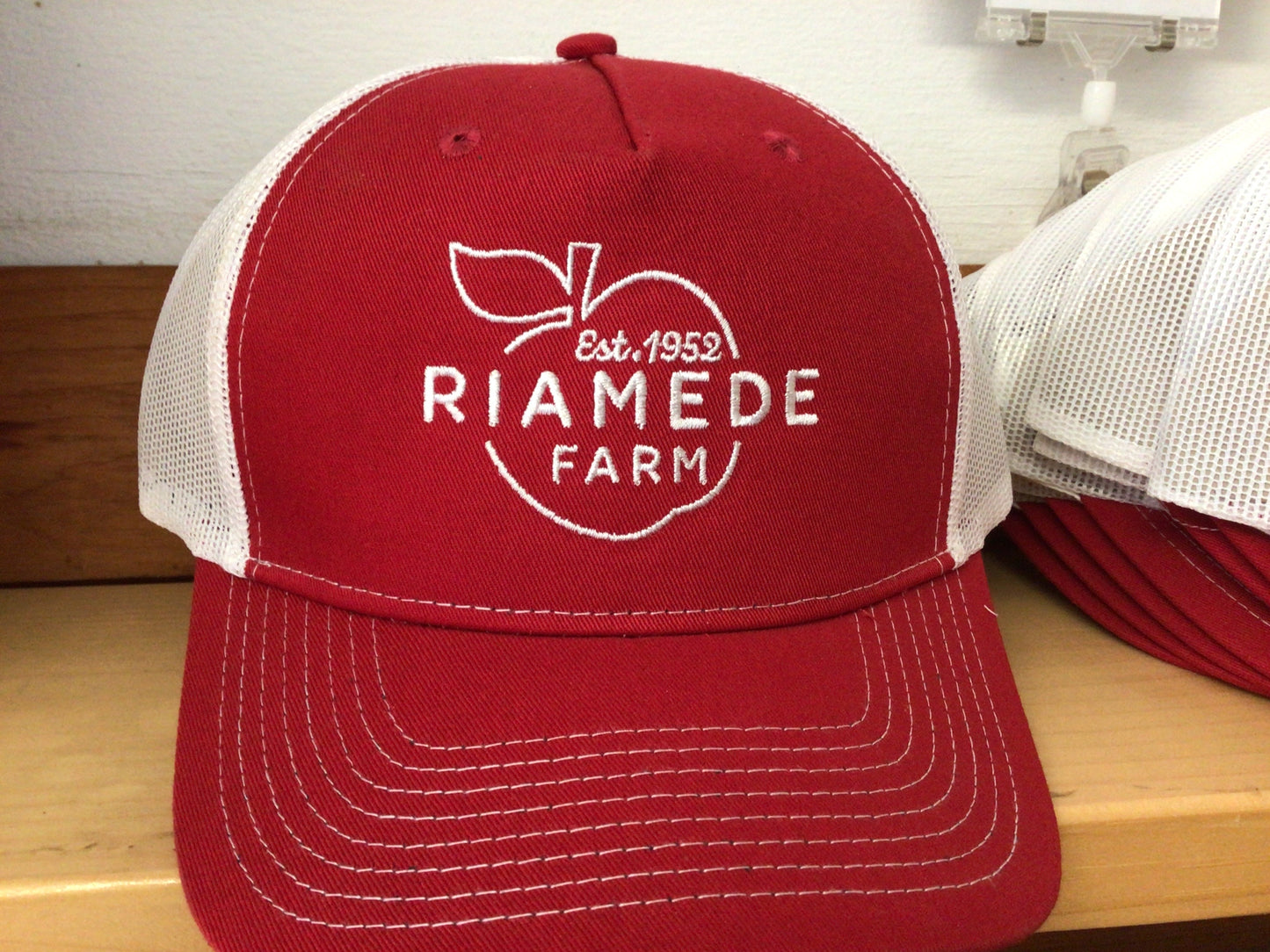 Riamede Trucker Hat w/ Logo