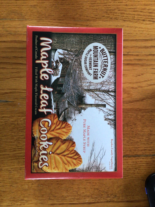 Maple Leaf Sandwich Cookie